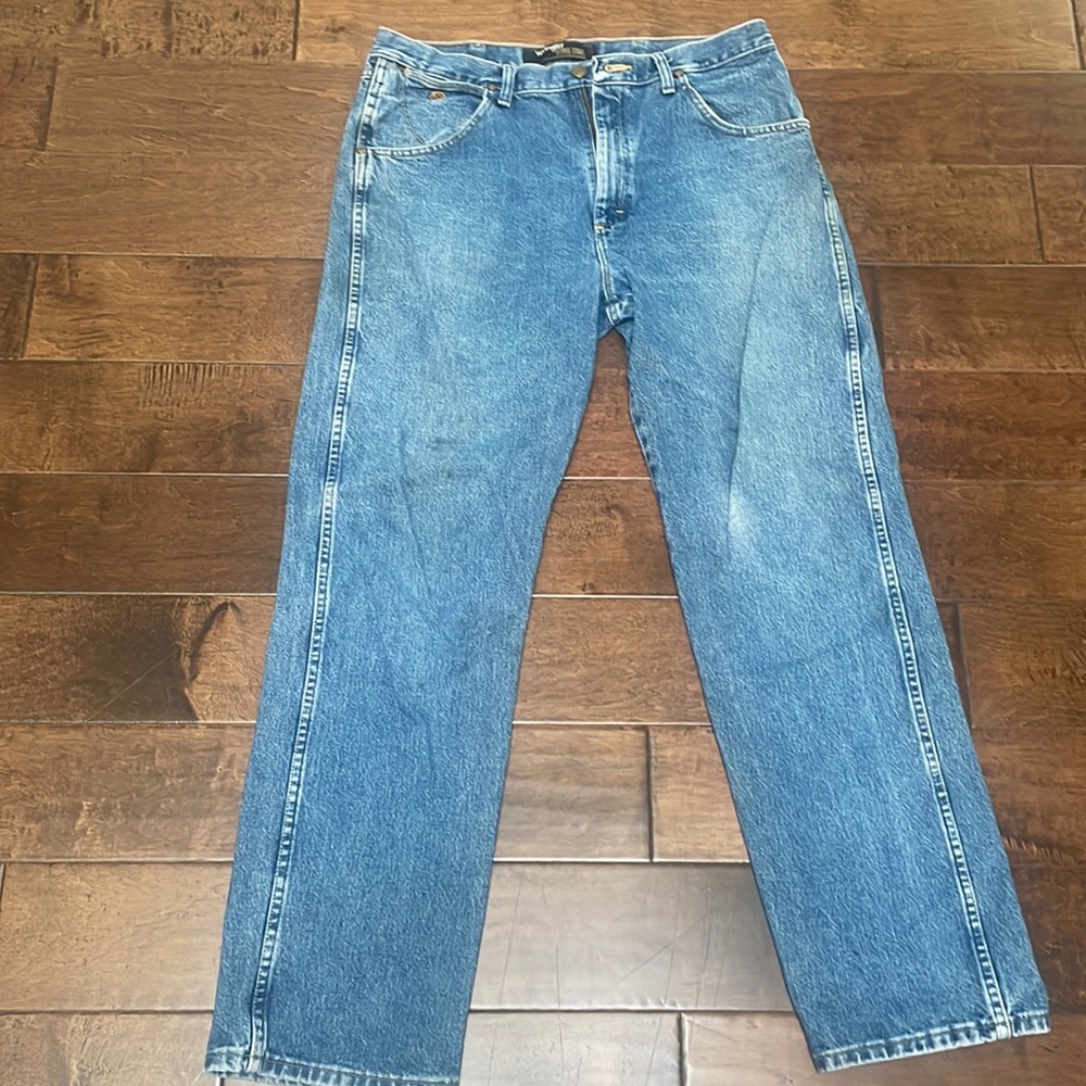 Men’s wrangler jeans 35x32
